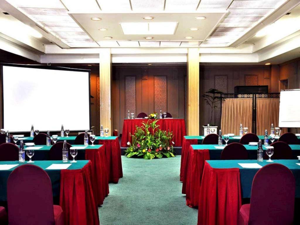 Kartika Chandra Hotel Cakarta Dış mekan fotoğraf