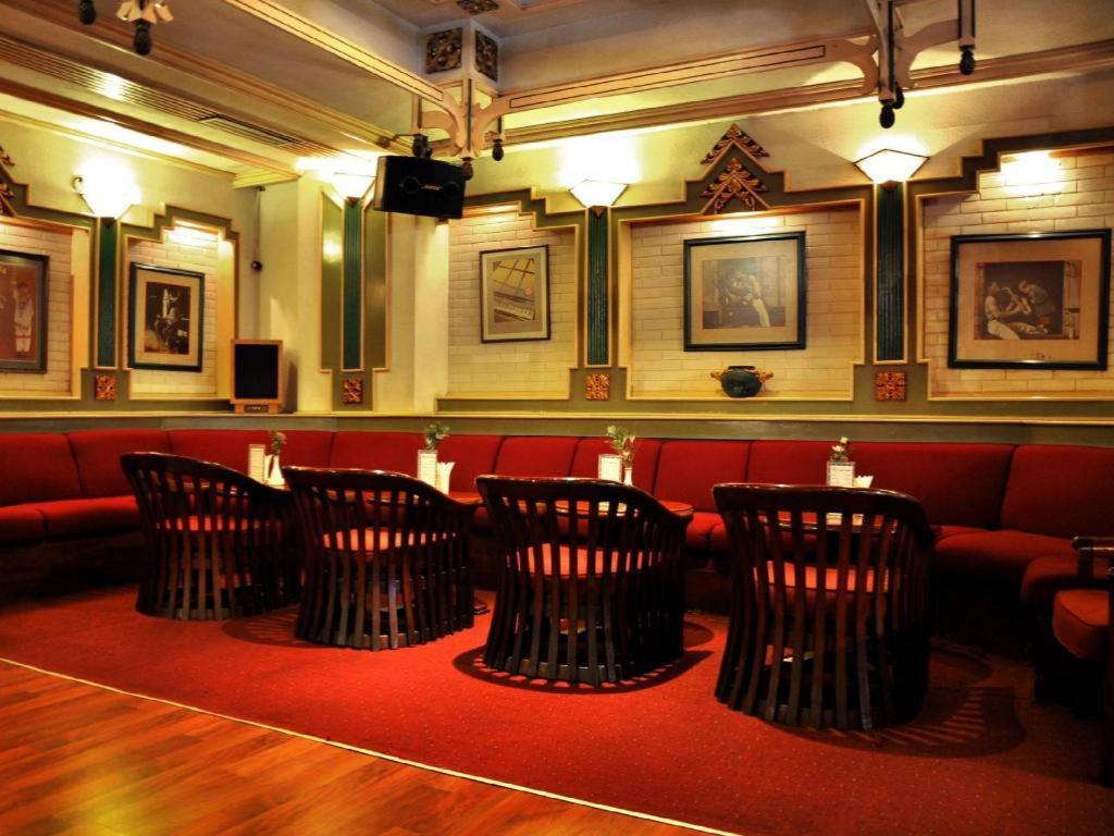 Kartika Chandra Hotel Cakarta Dış mekan fotoğraf