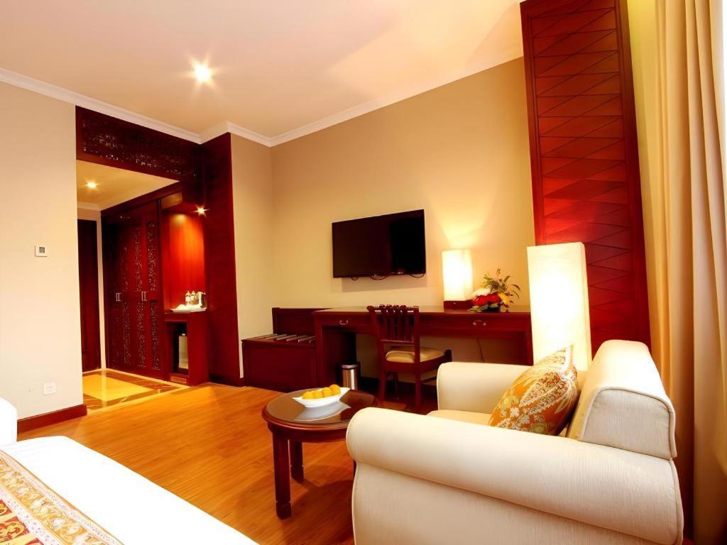 Kartika Chandra Hotel Cakarta Dış mekan fotoğraf