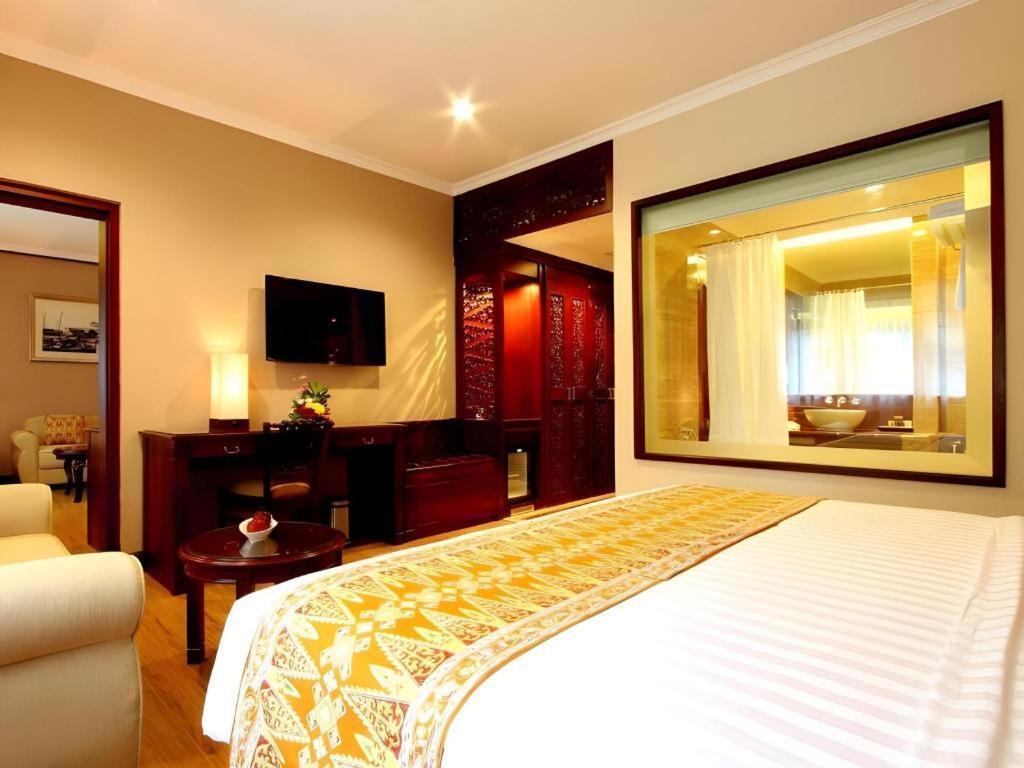 Kartika Chandra Hotel Cakarta Dış mekan fotoğraf