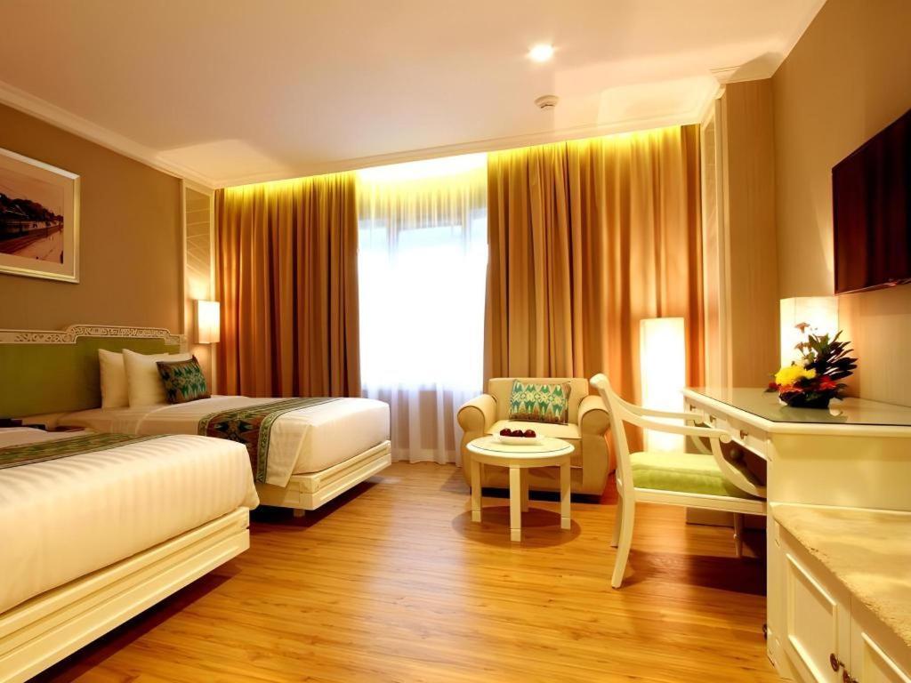 Kartika Chandra Hotel Cakarta Dış mekan fotoğraf
