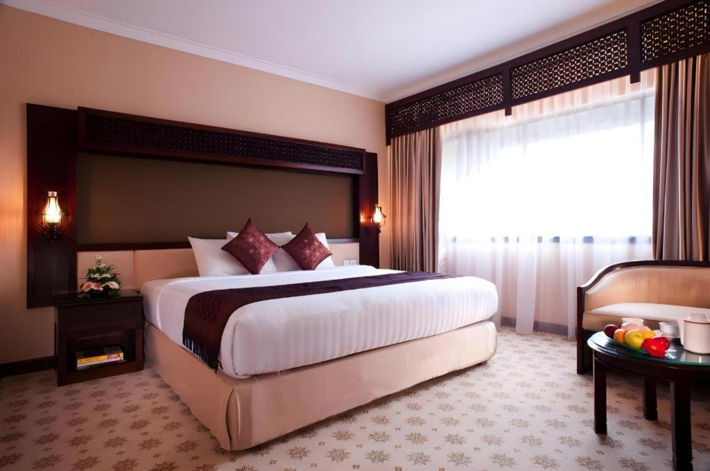 Kartika Chandra Hotel Cakarta Dış mekan fotoğraf