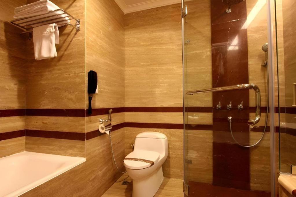 Kartika Chandra Hotel Cakarta Dış mekan fotoğraf